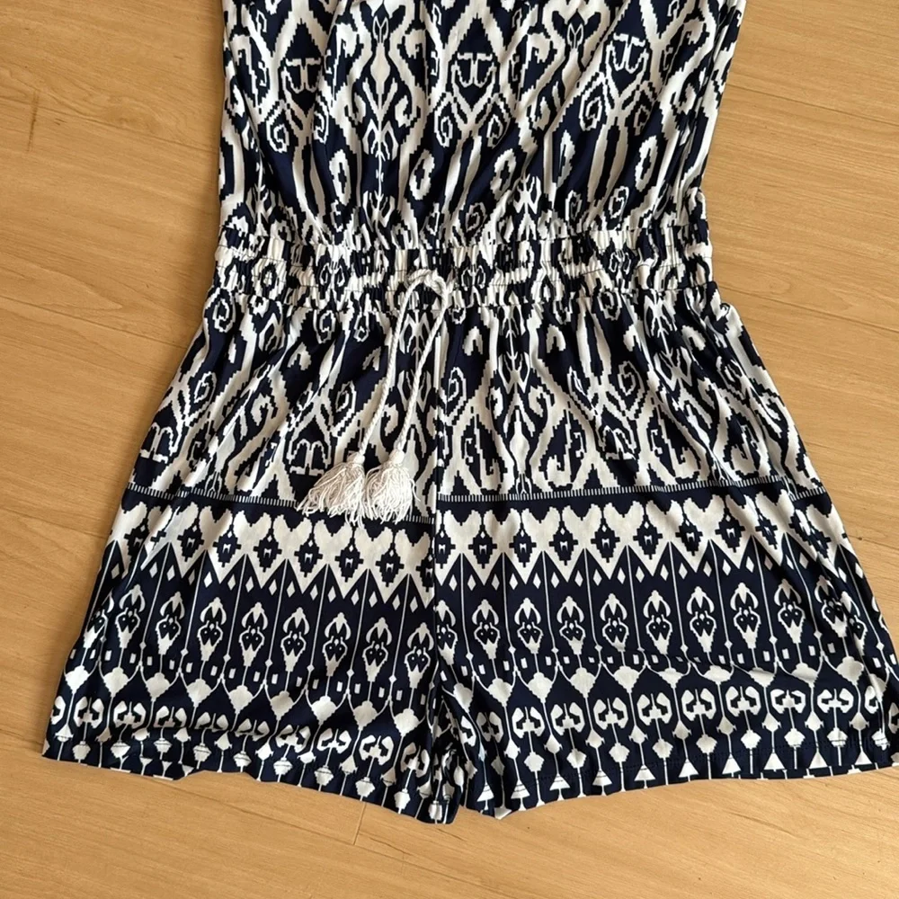 STRAPLESS TRIBAL PRINT NAVY WHITE ROMPER TIE WAIST SIZE L/XL